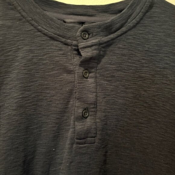 Reining Champ, mens black long sleeve thermal top, size Large - Picture 2 of 10